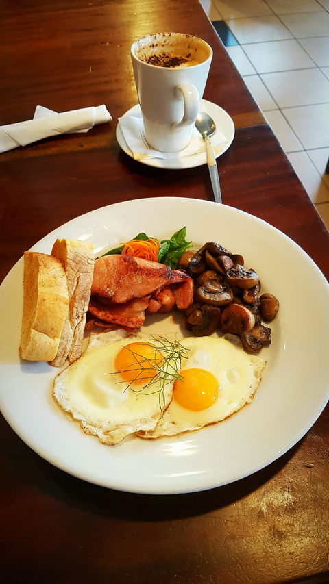 Sugar Beat Bakehouse & Coffee Shop - Accommodation BNB 1