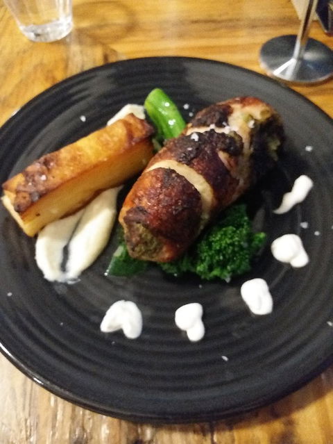 The Commercial Boutique Hotel - Accommodation BNB 3