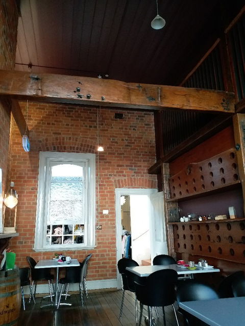 The Corner Life & Style Store & Cafe - Accommodation BNB 2