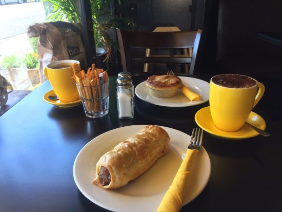 Kinbombi QLD Accommodation BNB