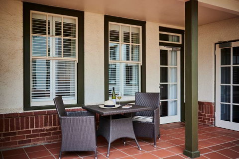 Hotel Kurrajong Canberra - Accommodation BNB 1