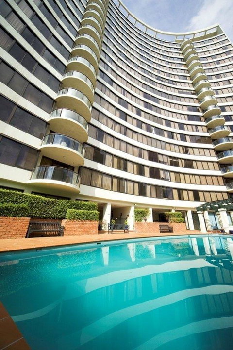 BreakFree Capital Tower - Accommodation BNB 11