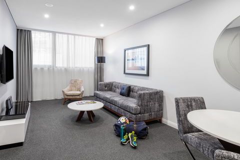 Meriton Serviced Apartments North Sydney - Accommodation BNB 4