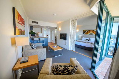 Central Cosmo Apartments - Accommodation BNB 4