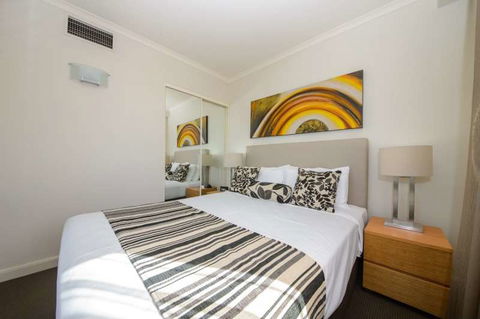 Central Cosmo Apartments - Accommodation BNB 6