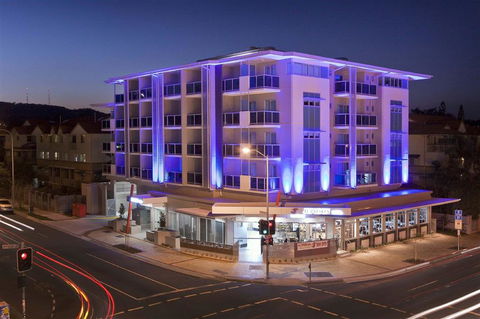 Jephson Hotel - Accommodation BNB 0
