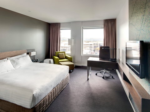 Pullman Adelaide - Accommodation BNB 7