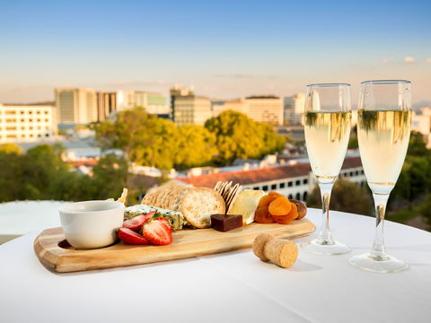 Novotel Canberra - Accommodation BNB 2