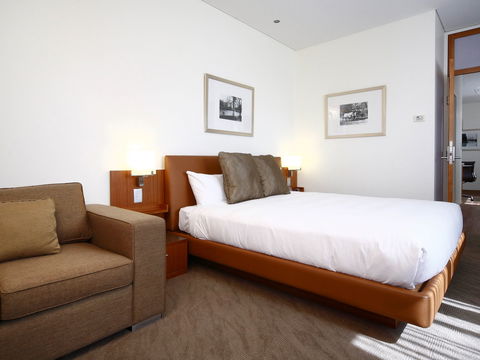 Novotel Canberra - Accommodation BNB 5