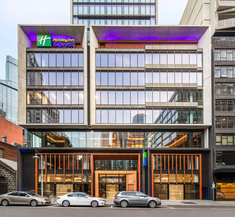 Holiday Inn Express Little Collins - Accommodation BNB 0