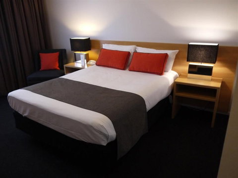 Alpha Hotel Canberra - Accommodation BNB 0