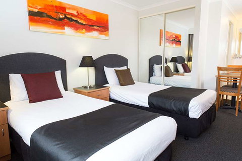 Alpha Hotel Canberra - Accommodation BNB 1
