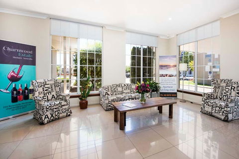 Winning Post Motel - Accommodation BNB 2