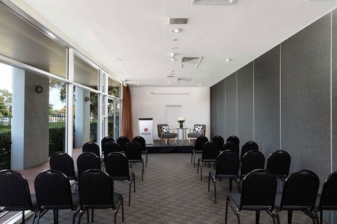 Rydges Bankstown - Accommodation BNB 7