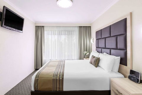 Best Western Plus Garden City Hotel - Accommodation BNB 15
