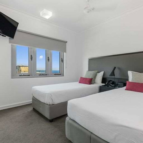 H on Mitchell Apartment Hotel - Accommodation BNB 4