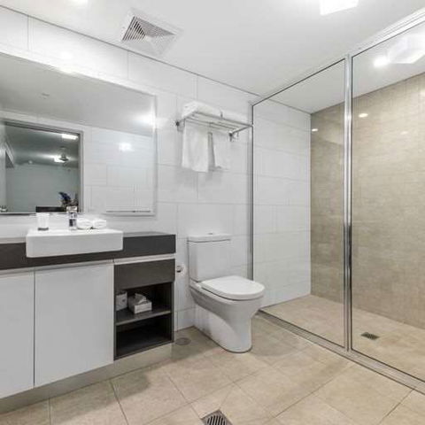 H On Mitchell Apartment Hotel - Accommodation BNB 2