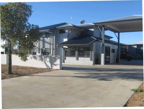 Royal Motel Miles - Accommodation BNB 0