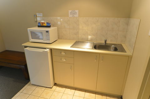 Wattle Grove Motel - Accommodation BNB 5