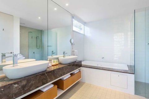 RACV Noosa Resort - Accommodation BNB 2