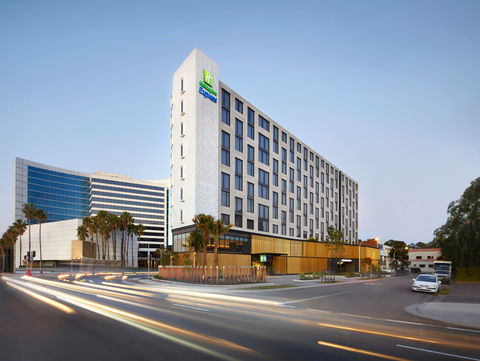 Holiday Inn Express Sydney Airport - Accommodation BNB 0