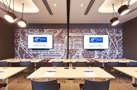 Holiday Inn Express Sydney Airport - Accommodation BNB 10