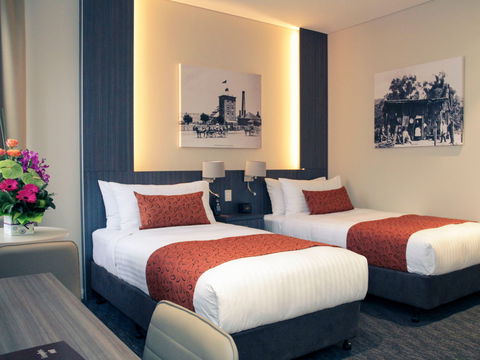 Mercure Orange - Accommodation BNB 6