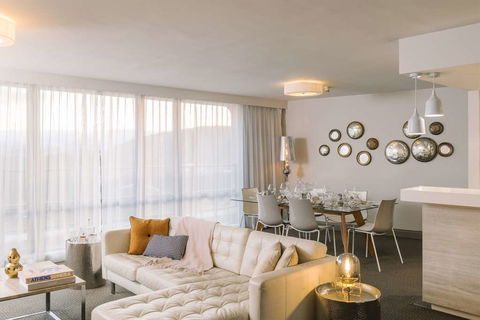 QT Canberra - Accommodation BNB 15