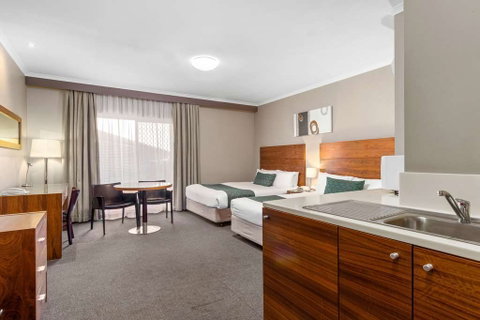 Quality Hotel Dickson - Accommodation BNB 6