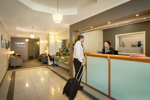 Quest Waterfront Serviced Apartments - Accommodation BNB 1