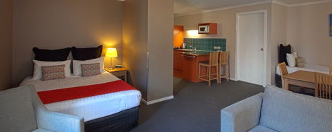 Quest Waterfront Serviced Apartments - Accommodation BNB 2