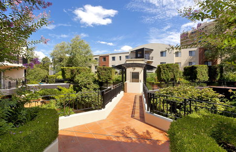 Astra Apartments The Griffin - Accommodation BNB 1
