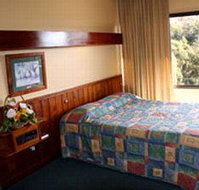 Village Family Motor Inn - Accommodation BNB