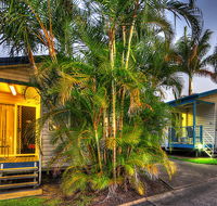 Alex Beach Cabins  Tourist Park - Accommodation BNB