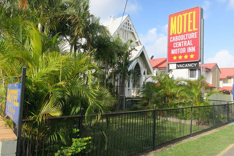 Caboolture Central Motor Inn, SureStay Collection - Accommodation BNB 1