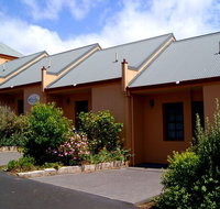 Meredith House and Mews - Accommodation BNB