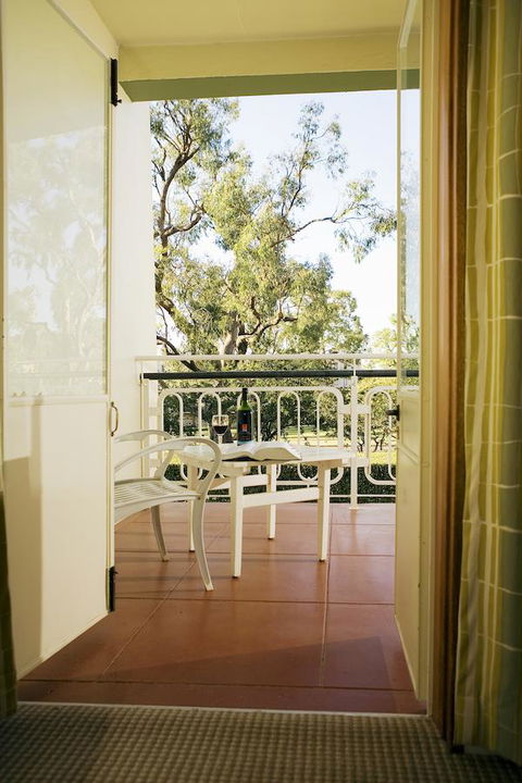 University House - ANU - Accommodation BNB 16
