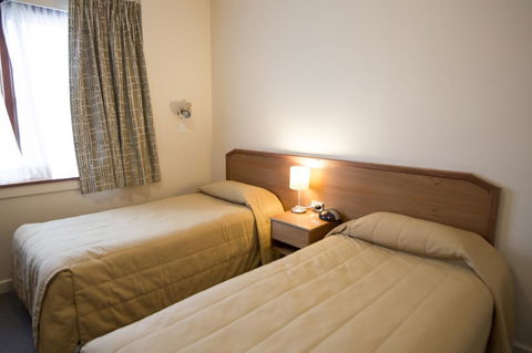 University House - ANU - Accommodation BNB 1