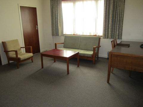 University House - ANU - Accommodation BNB 42
