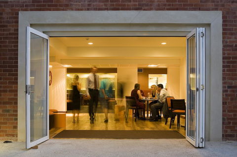 University House - ANU - Accommodation BNB 25
