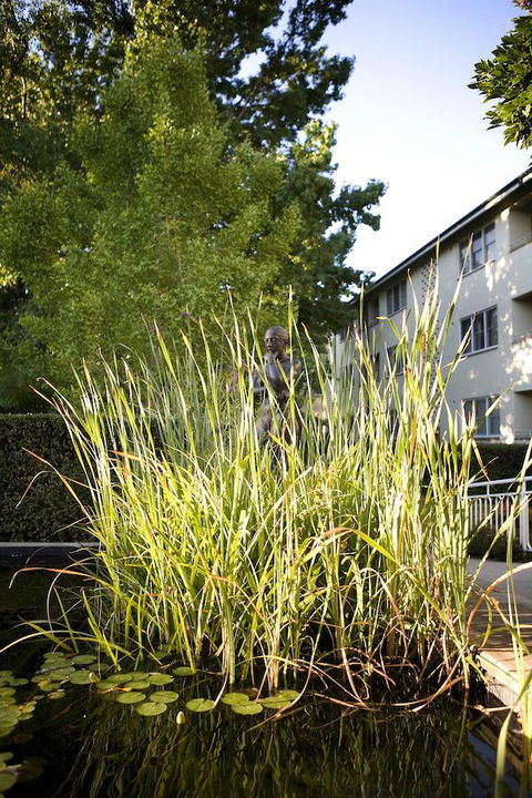 University House - ANU - Accommodation BNB 11