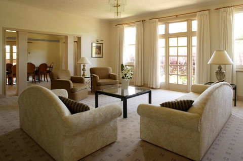 Hyatt Hotel Canberra - A Park Hyatt Hotel - Accommodation BNB 13