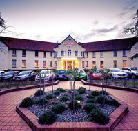 Mercure Canberra - Accommodation BNB