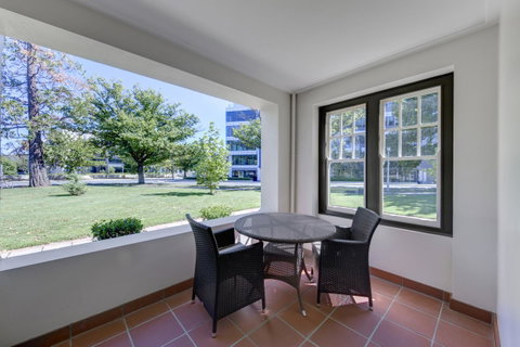 Hotel Kurrajong Canberra - Accommodation BNB 10