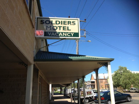 Soldiers Motel - Accommodation BNB 0