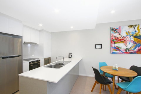 IQ Smart Apartments 704 Braddon ACT - Accommodation BNB 3
