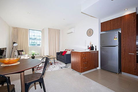 Spacious 1BR Stylish New Acton Apartment +Parking - Accommodation BNB 8