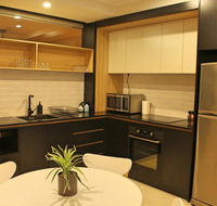 Stylish Modern Cute as a Button - Braddon CBD - Accommodation BNB