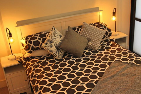 Stylish, Modern, Cute As A Button - Braddon CBD - Accommodation BNB 12