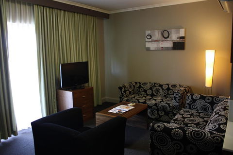 Quality Hotel Dickson - Accommodation BNB 21